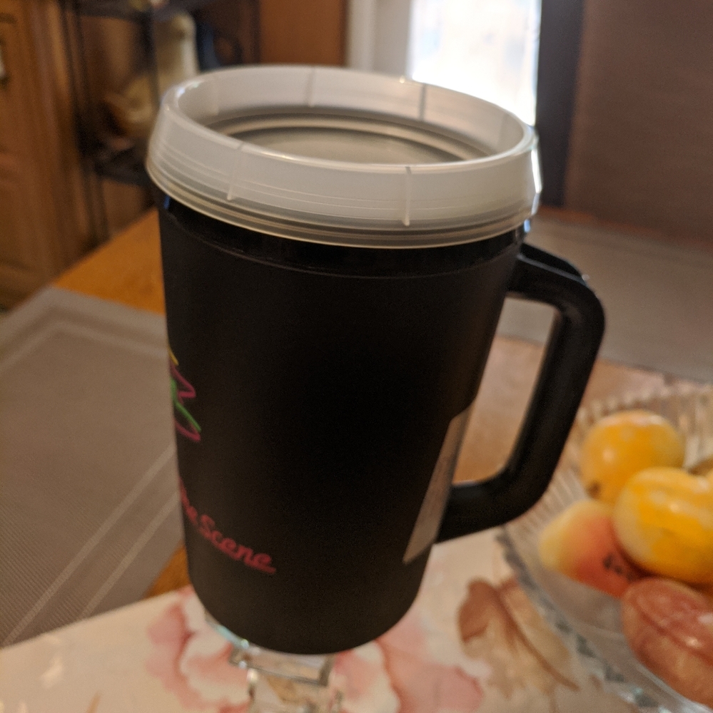 Vintage NWOT Aladdin black insulated travel mug - Picture 2 of 5